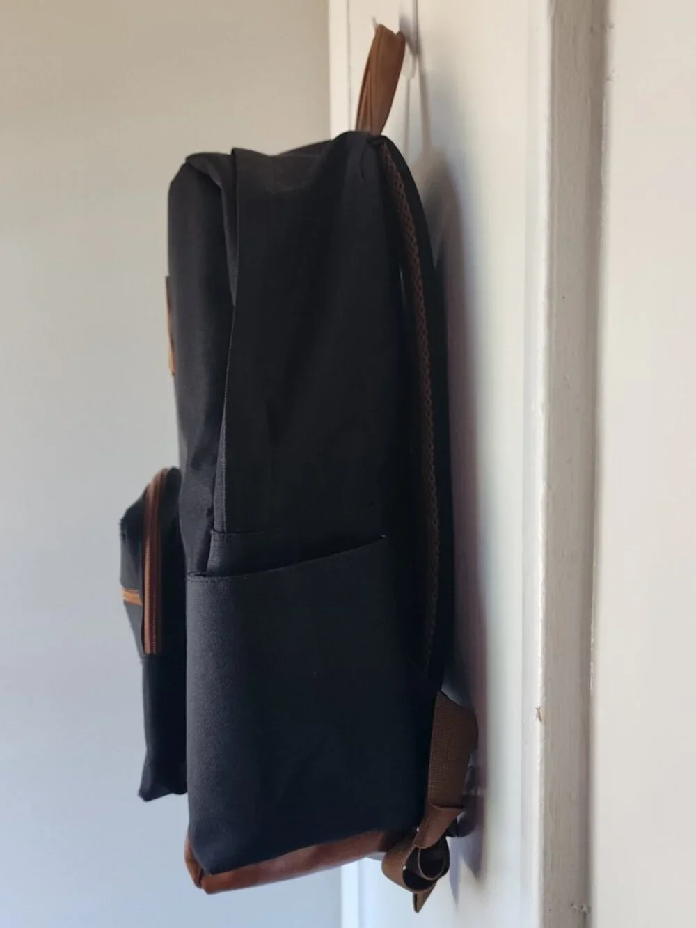 Black Backpack Lucky Brand Pockets Compartments Zipper Shamrock Bottle Holders